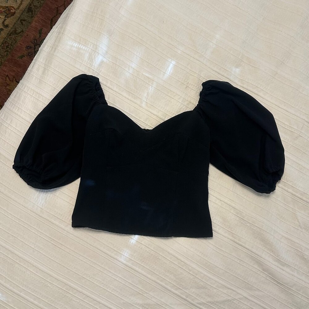 Abercrombie & Fitch Cropped Puff Sleeve Sweetheart Neck Blouse